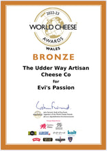 Load image into Gallery viewer, Evi's Passion Brie